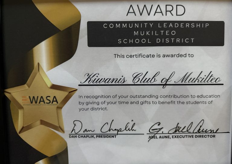 Kiwanis Club of Mukilteo Receives Leadership Award